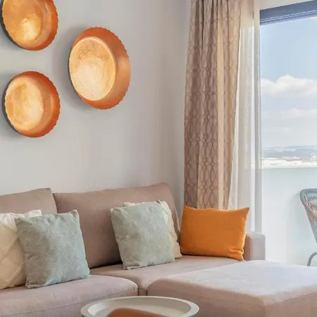 Apartament Awesome In With 3 Bedrooms, Wifi And Swimming Pool Estepona